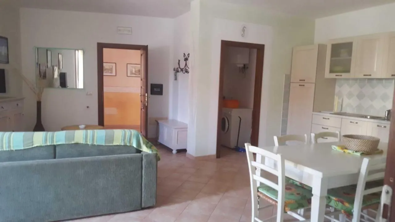 Cavalluccio 2 La Maddalena Λα Μανταλένα 0*,
